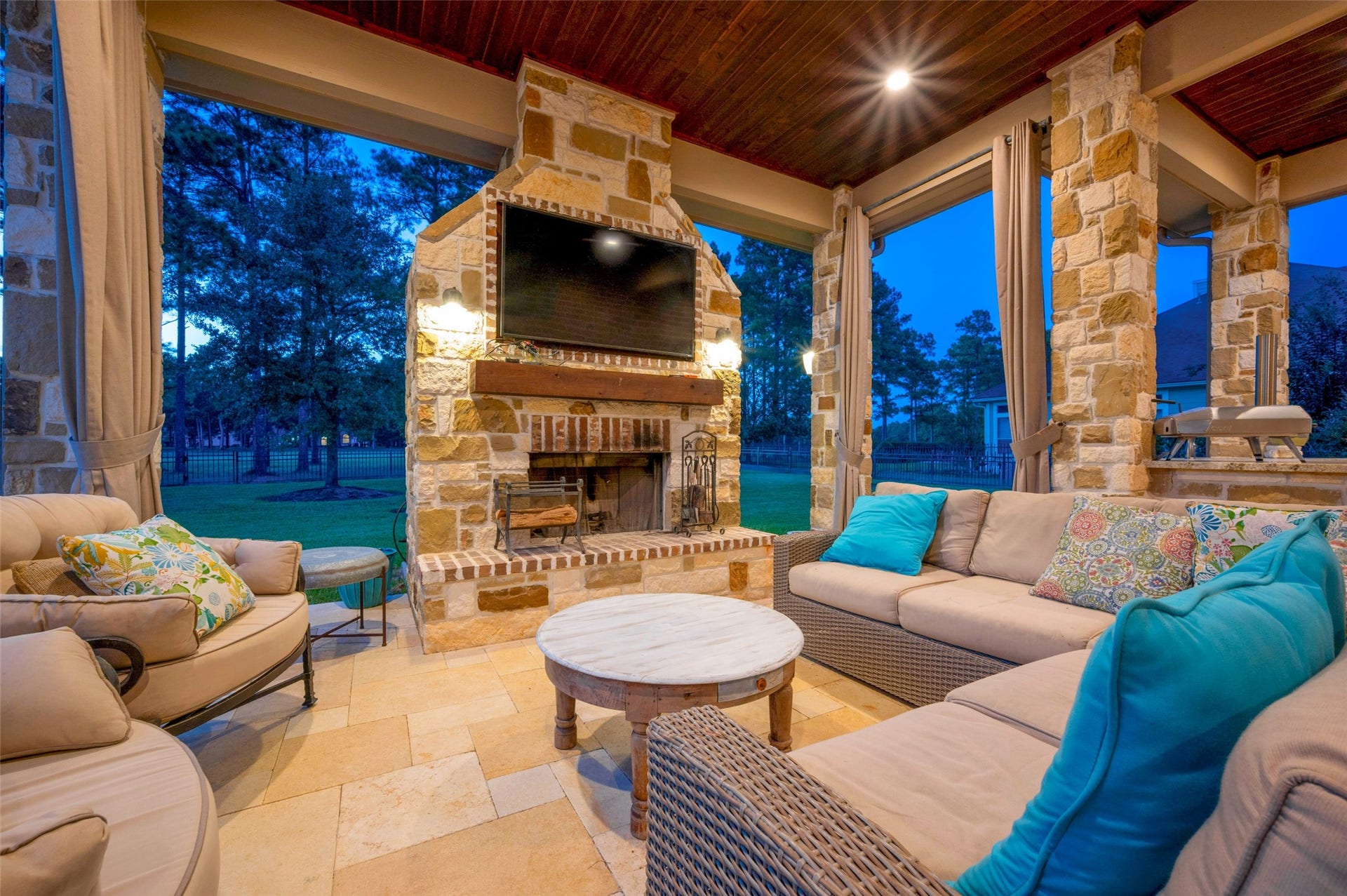 28723 Post Oak Run, Magnolia, TX 77355 Cozy place to warm up and watch movies or your favorite sport.
