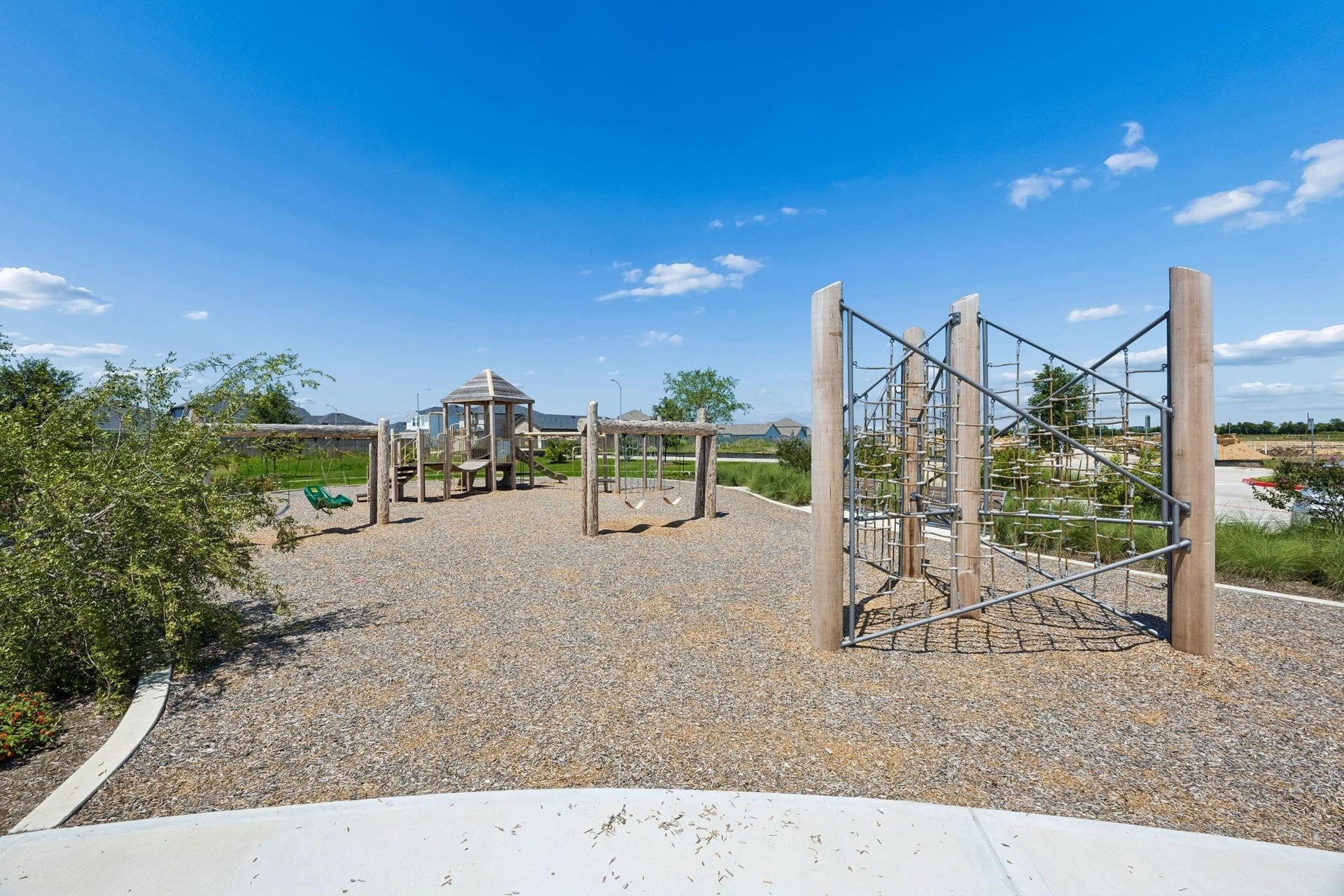 327 Smugglers Bay Lane, Crosby, TX 77532 Amenity Photo
