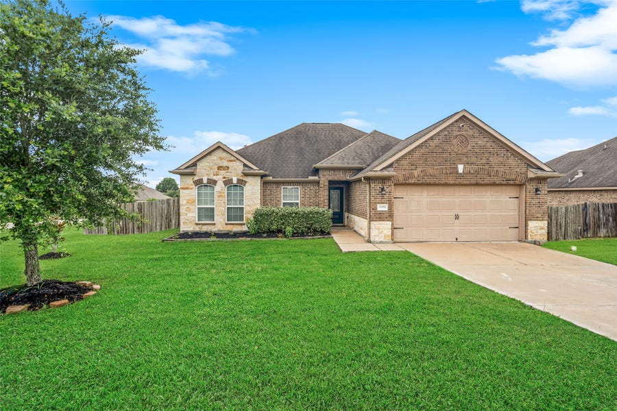 Property photo for 18856 Atascosa Trail, Magnolia, TX
