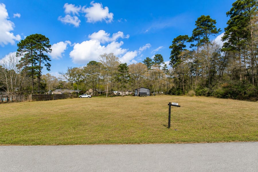 Property photo for 2607 Roman Forest Boulevard, New Caney, TX