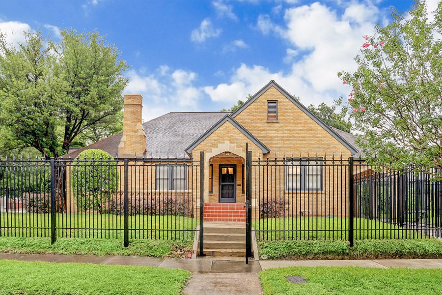 Property photo for 1903 W Walker Street, Houston, TX