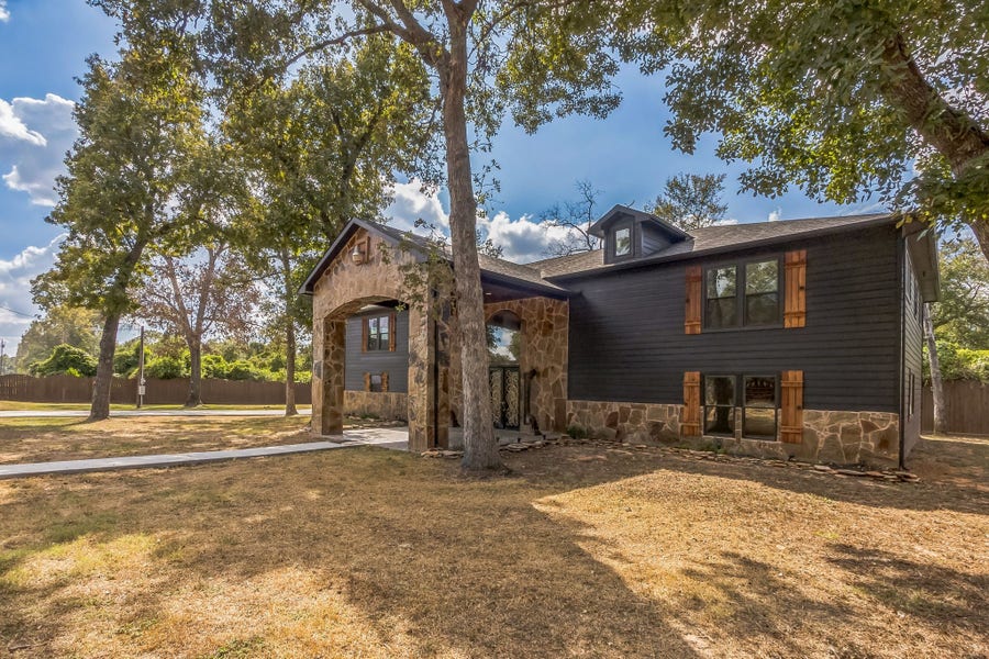 Property photo for 24578 Derry Street, Hempstead, TX