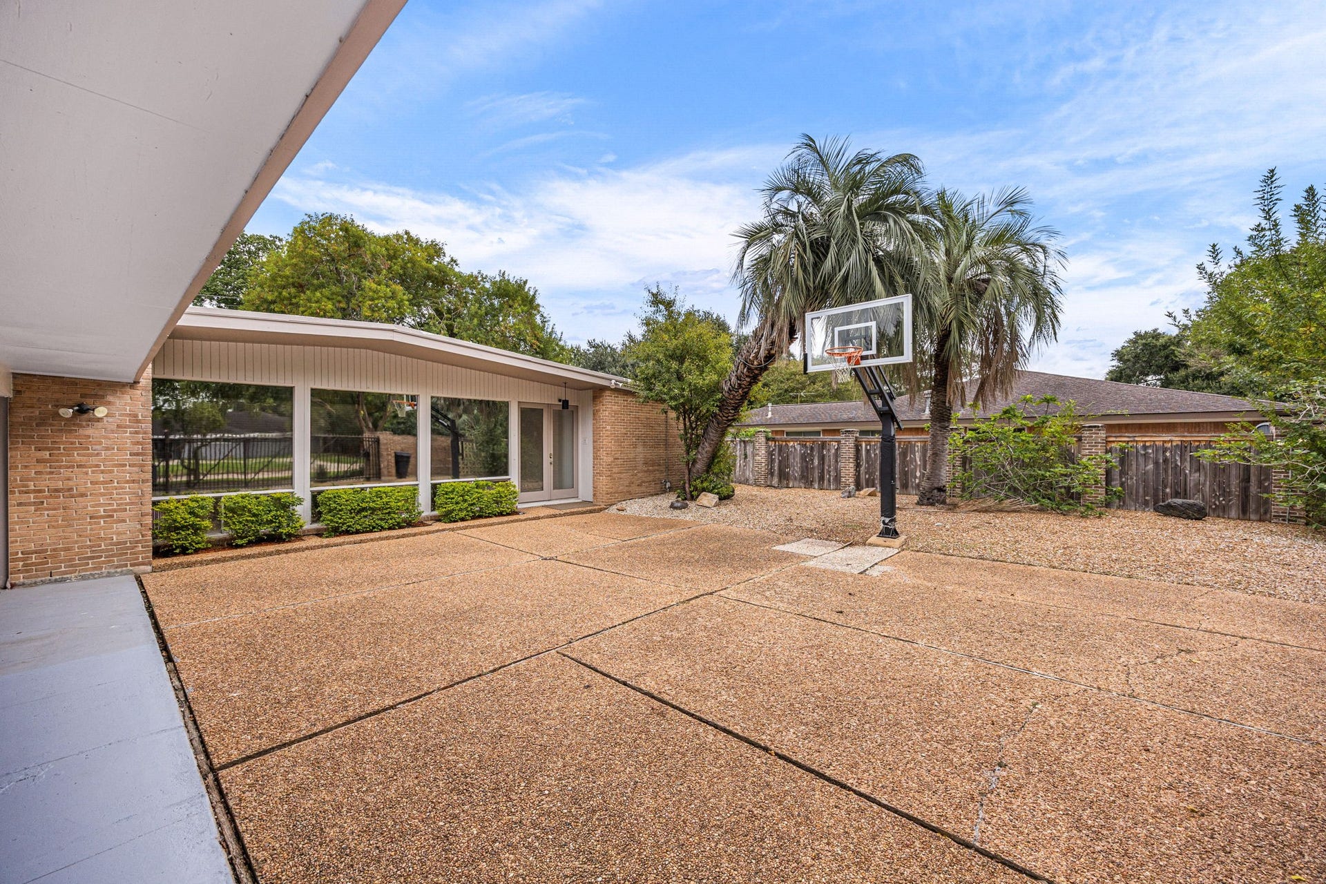 3622 N Braeswood Boulevard, Houston, TX 77025 3622 N Braeswood Boulevard, Houston, TX 77025