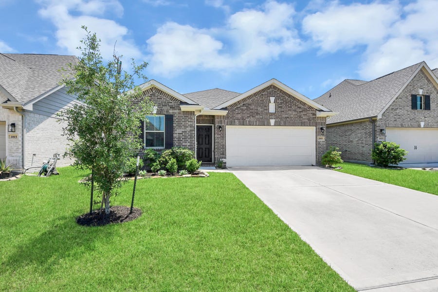 Property photo for 2819 Painted Sunrise Trail, Houston, TX