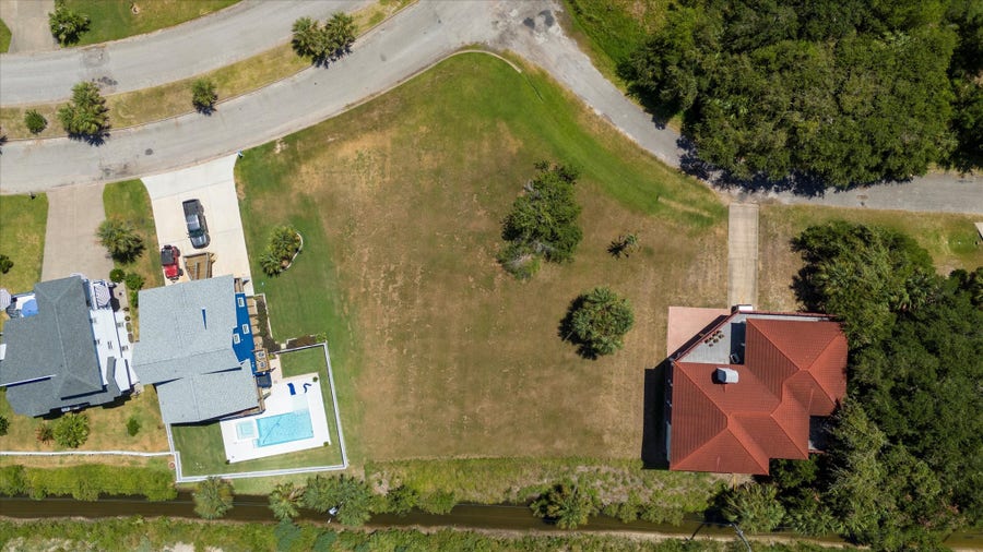 Property photo for lot 10 & 11 blk 29 Pirates Beach Circle, Galveston, TX