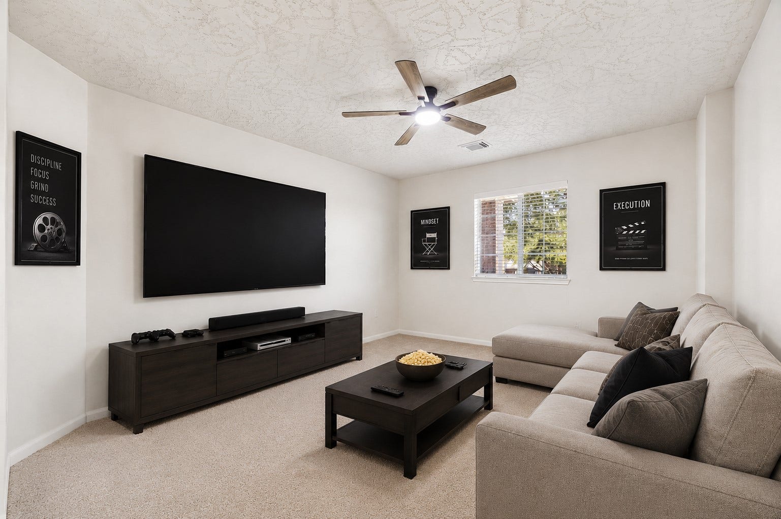 8126 BUFFALO SPRINGS COURT, Sugar Land, TX 77479 SPACIOUS MEDIA ROOM WITH A CARPET FLOORING, CEILING FAN, AND NATURAL LIGHT FROM THE OVERSIZED WINDOW. *Virtually staged.