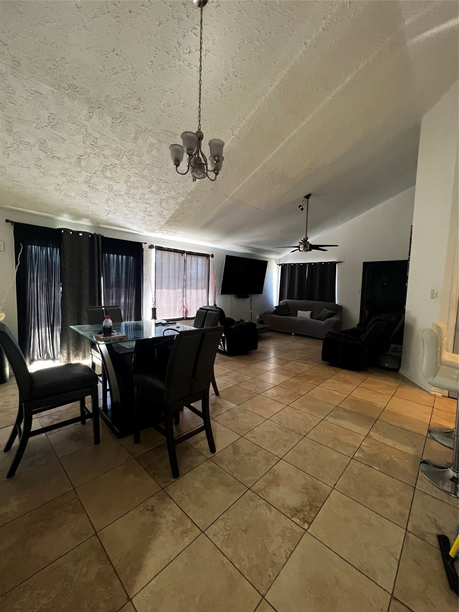 11606 Boxhill Drive, Houston, TX 77066 11606 Boxhill Drive, Houston, TX 77066