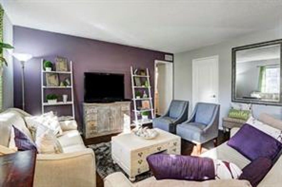 351 N Post Oak Lane, #715, Houston, TX 77024 The entire living space creates a much larger feel than the square footage boasts. You have to be in the space to appreciate the size and feel.