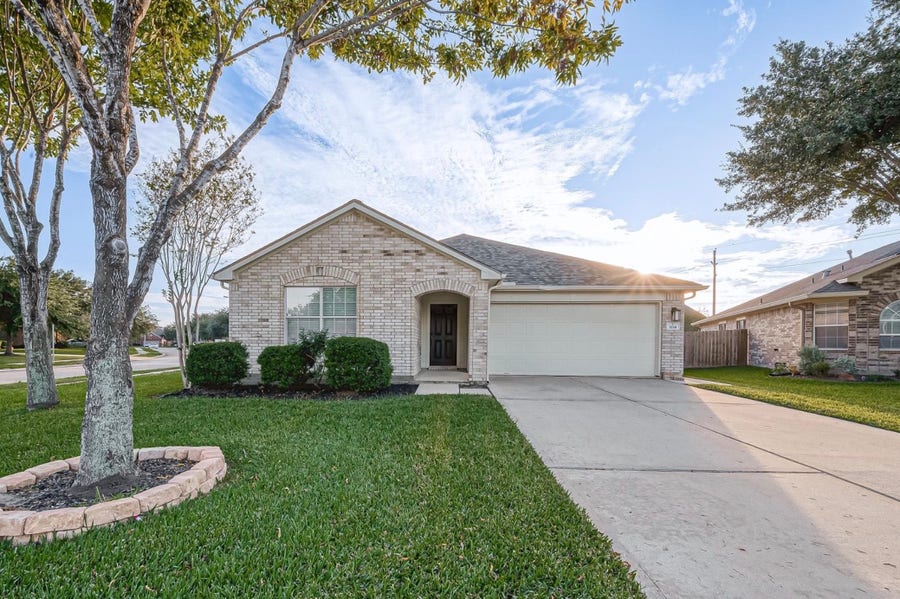 Property photo for 3214 Northgate Court, Manvel, TX