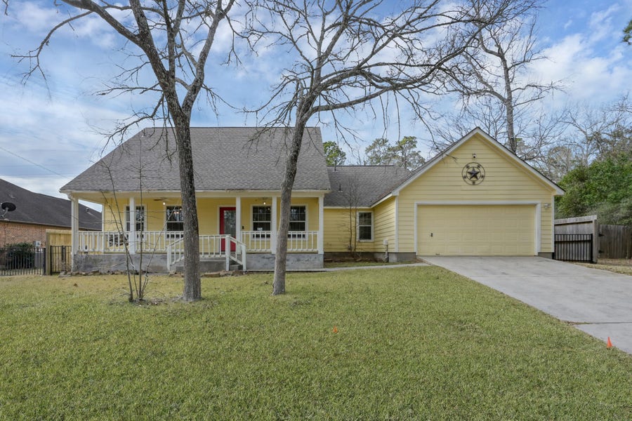 Property photo for 12102 Mustang Avenue, Willis, TX