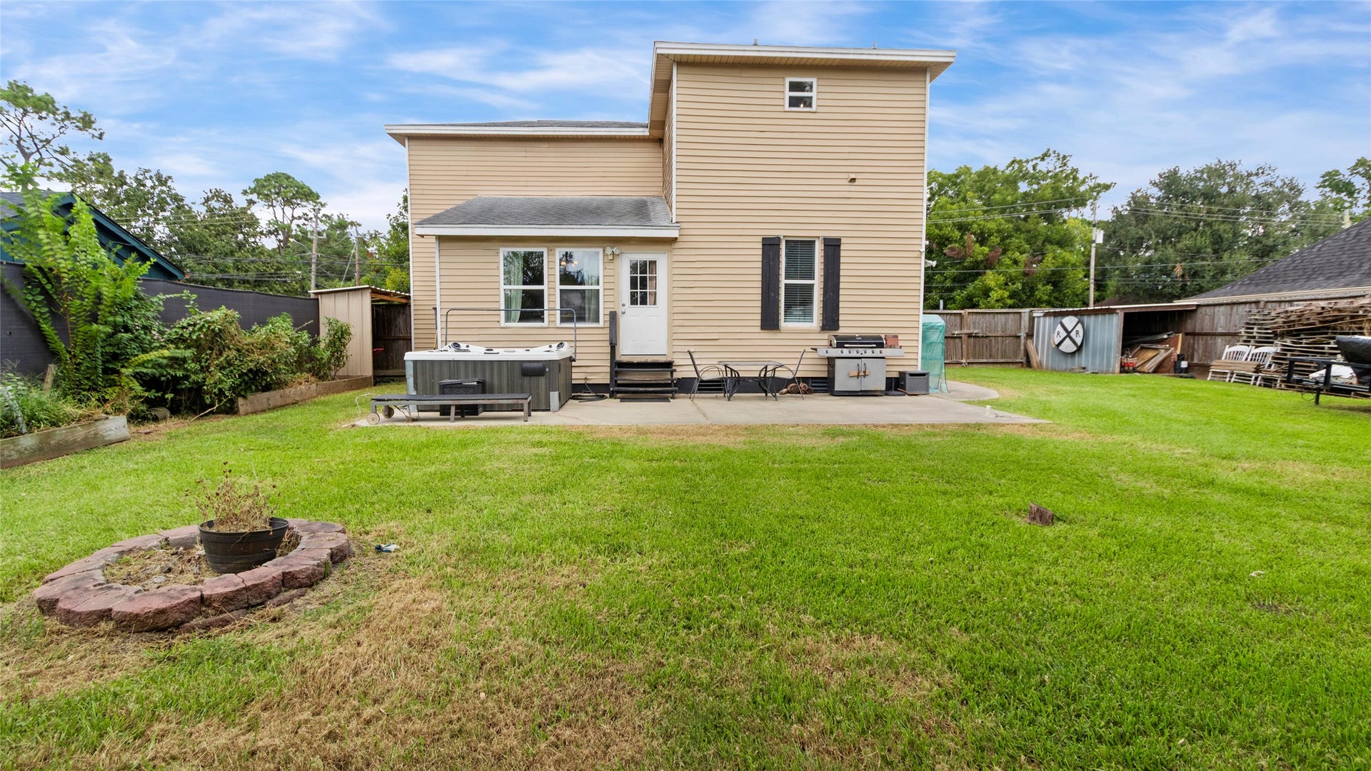11939 11th Street, Santa Fe, TX 77510 Back of home