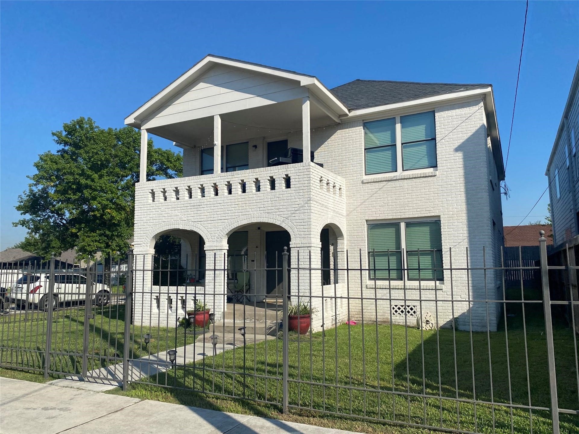 5001 Pease Street, Houston, TX 77023