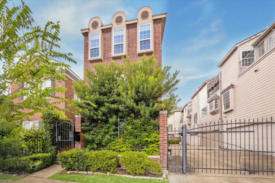 Property photo for 2506 Van Buren Street, Houston, TX