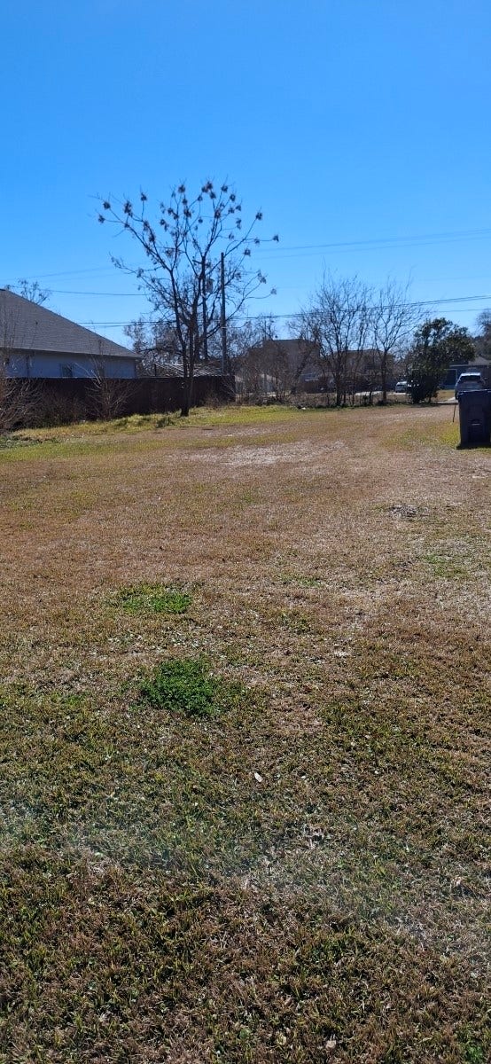 Property photo for 8 8th Ave N Avenue N, Texas City, TX