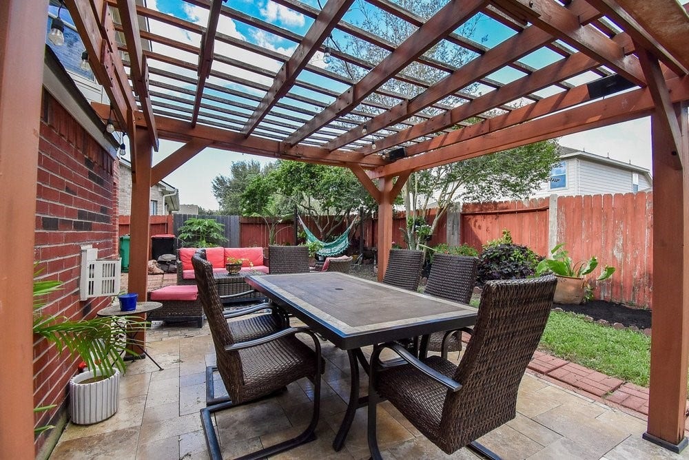 6111 Sebastian Hill Drive, Katy, TX 77494