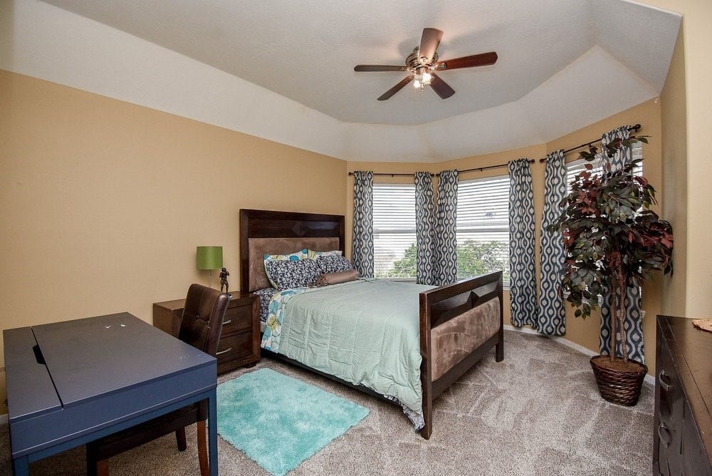 6111 Sebastian Hill Drive, Katy, TX 77494