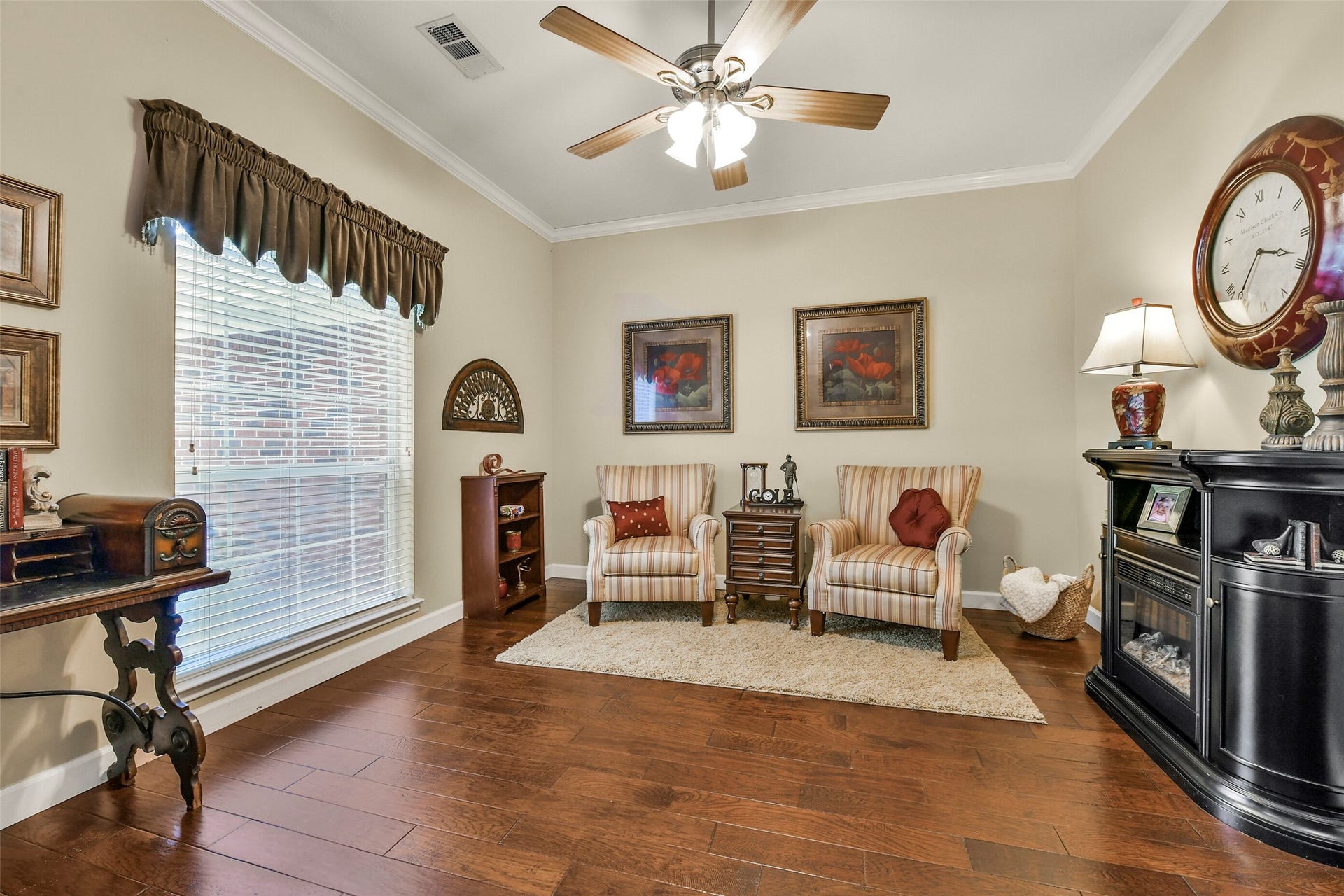 2516 Creeks Edge Drive, Pearland, TX 77581 2516 Creeks Edge Drive, Pearland, TX 77581