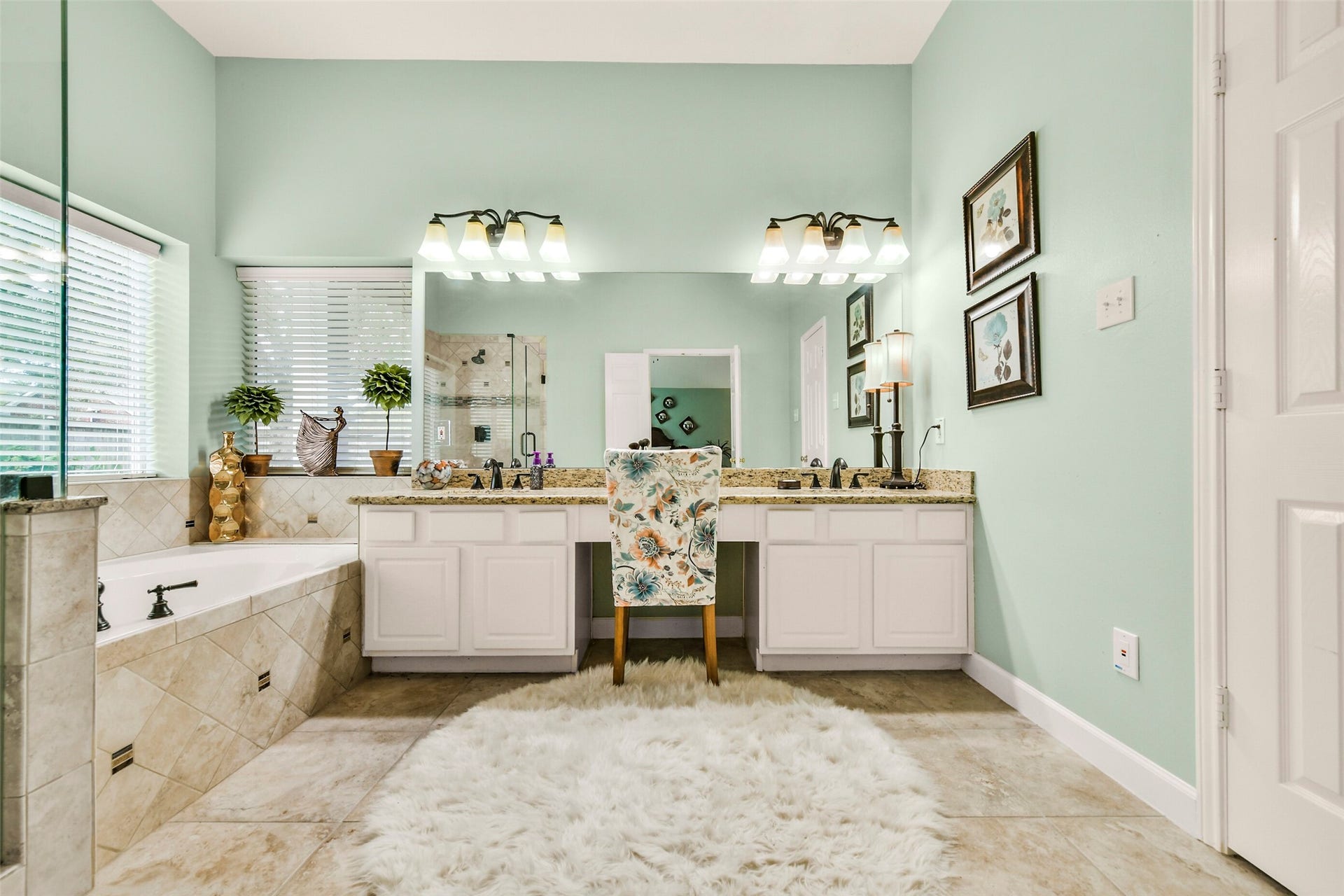 2516 Creeks Edge Drive, Pearland, TX 77581 2516 Creeks Edge Drive, Pearland, TX 77581