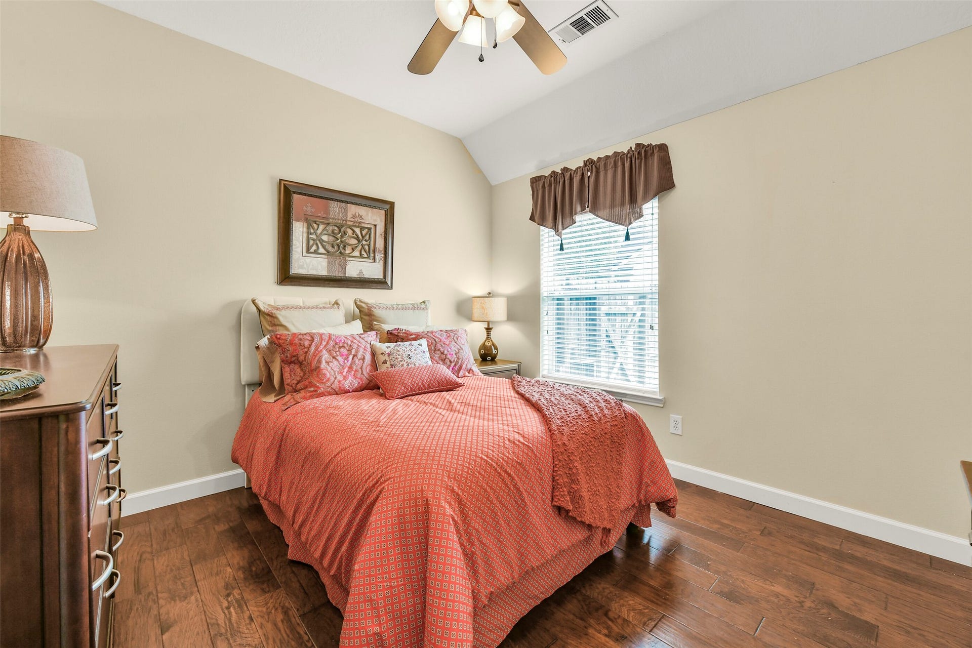 2516 Creeks Edge Drive, Pearland, TX 77581 2516 Creeks Edge Drive, Pearland, TX 77581