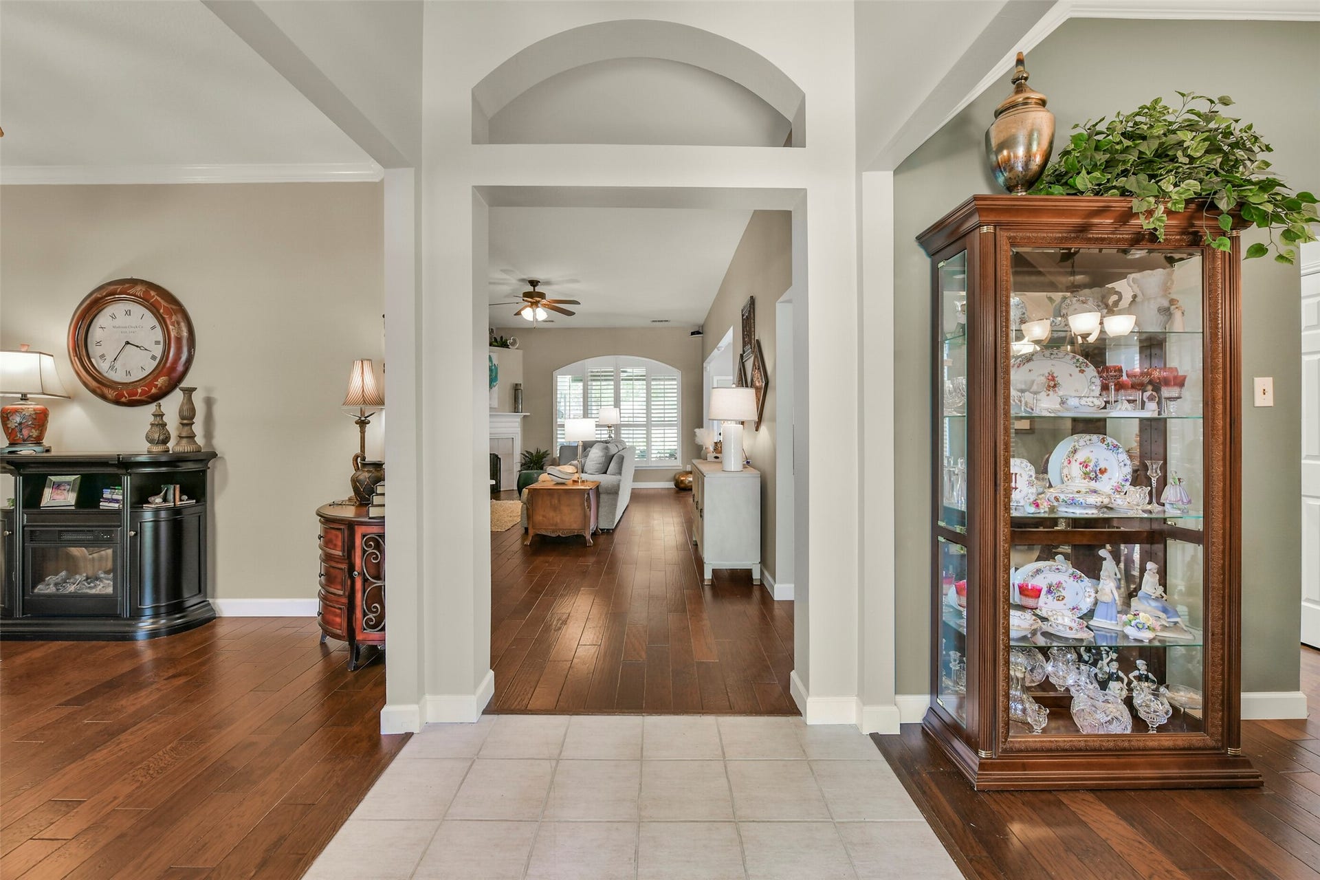 2516 Creeks Edge Drive, Pearland, TX 77581 2516 Creeks Edge Drive, Pearland, TX 77581