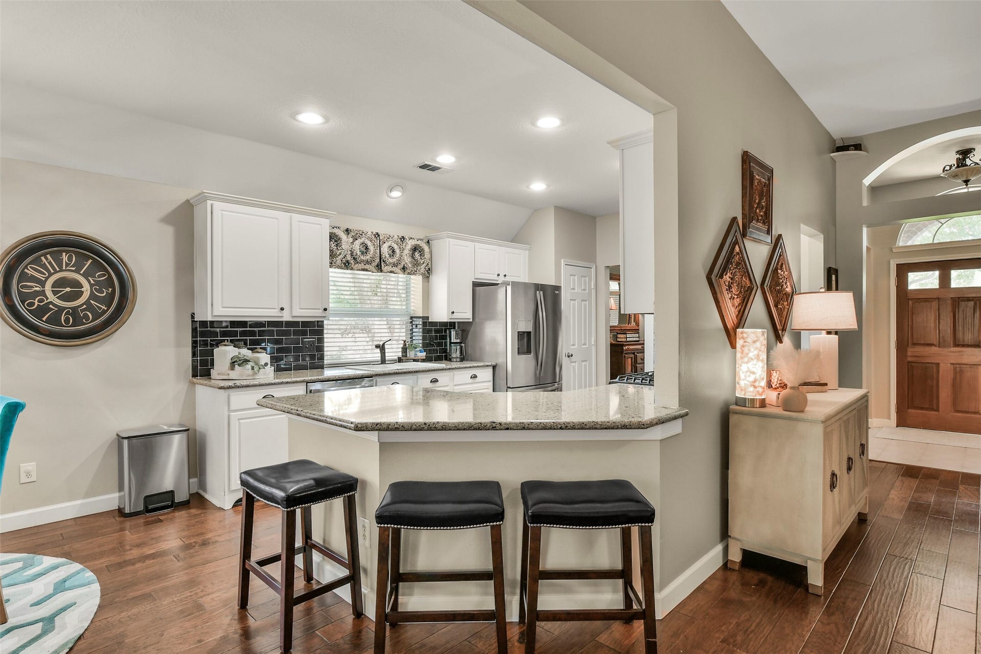 2516 Creeks Edge Drive, Pearland, TX 77581 2516 Creeks Edge Drive, Pearland, TX 77581