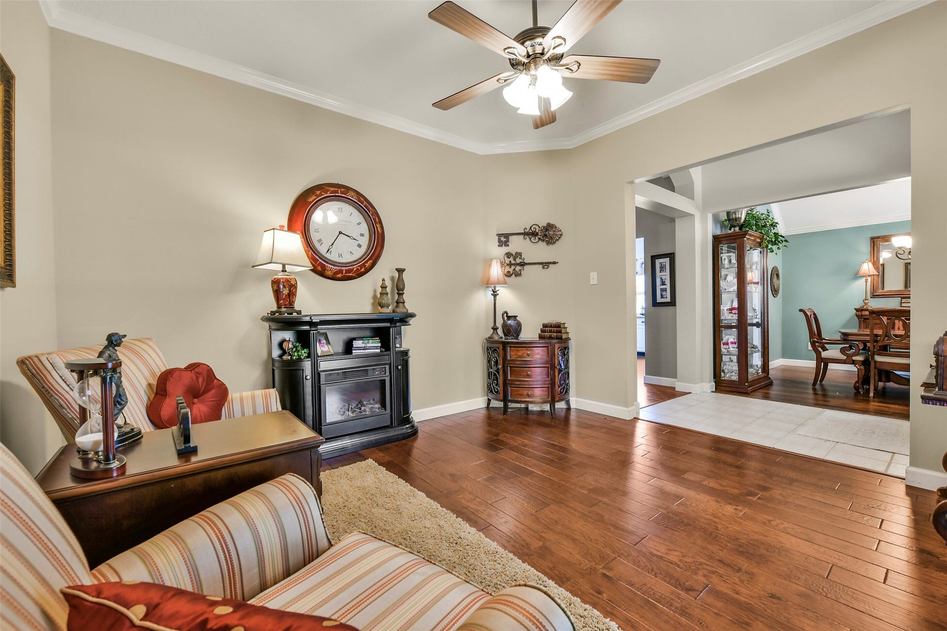 2516 Creeks Edge Drive, Pearland, TX 77581 2516 Creeks Edge Drive, Pearland, TX 77581