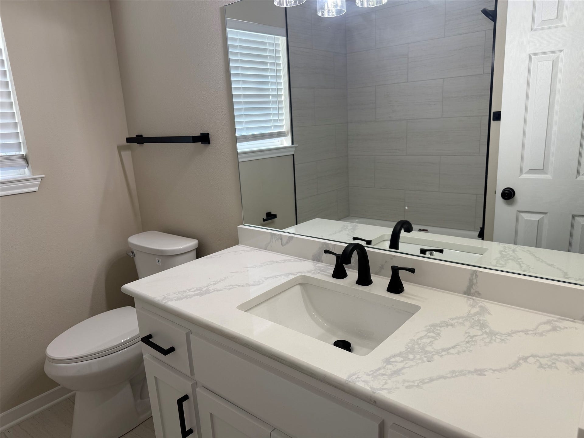 215 Hickory Ridge Drive, Shenandoah, TX 77381 215 Hickory Ridge Drive, Shenandoah, TX 77381