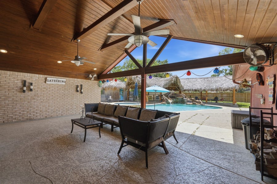 Property photo for 2607 Brom Bones Boulevard, Pearland, TX