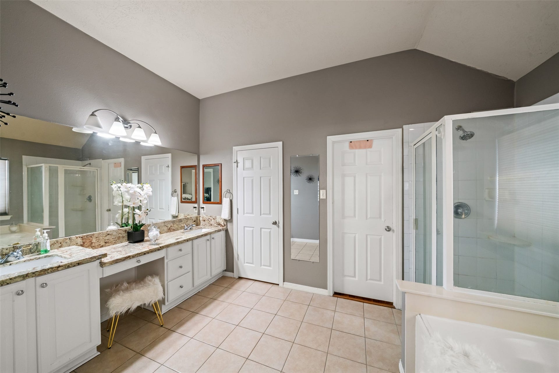 18703 Aquatic Drive, Humble, TX 77346 18703 Aquatic Drive, Humble, TX 77346