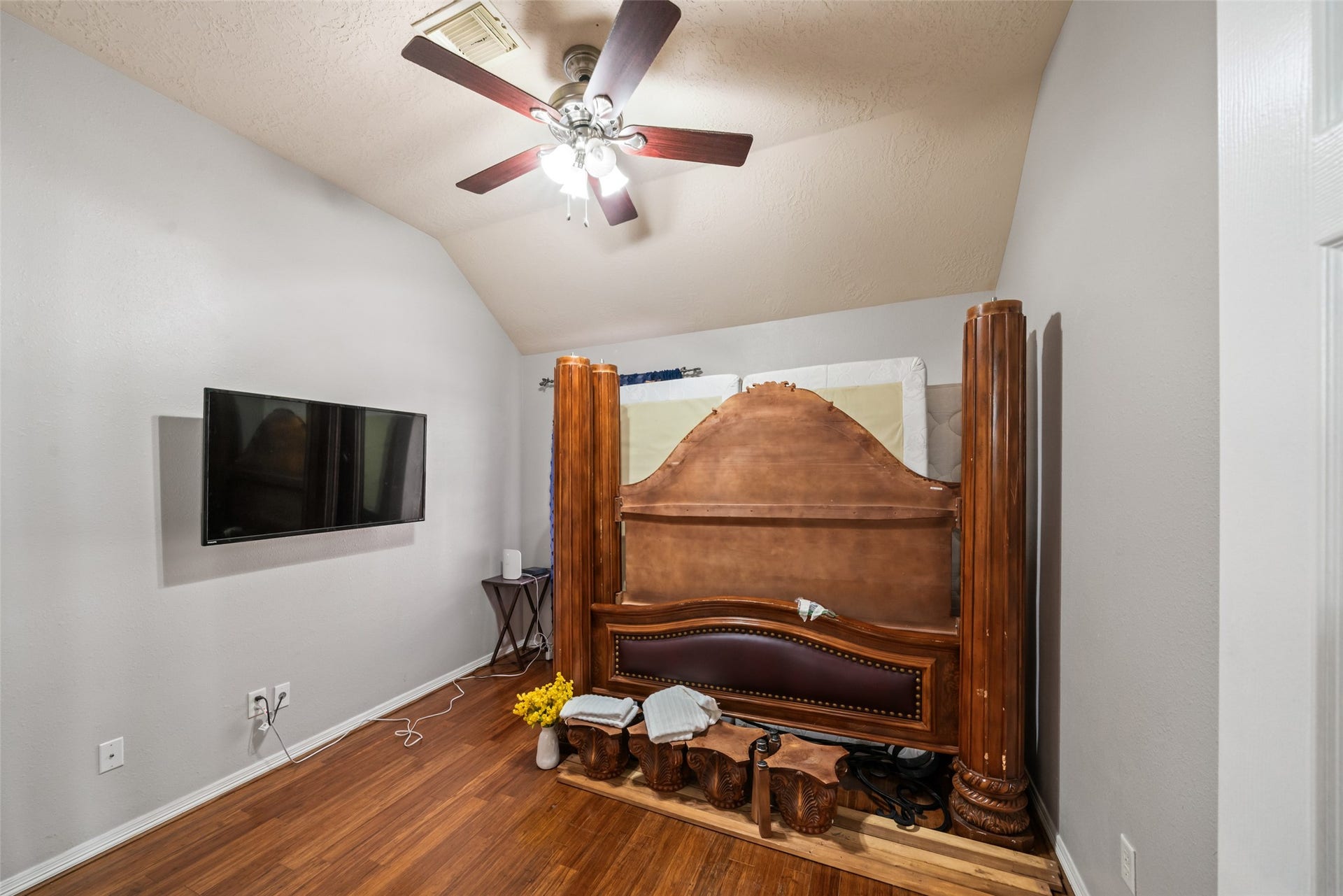 18703 Aquatic Drive, Humble, TX 77346 18703 Aquatic Drive, Humble, TX 77346