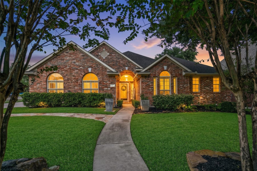 Property photo for 18703 Aquatic Drive, Humble, TX