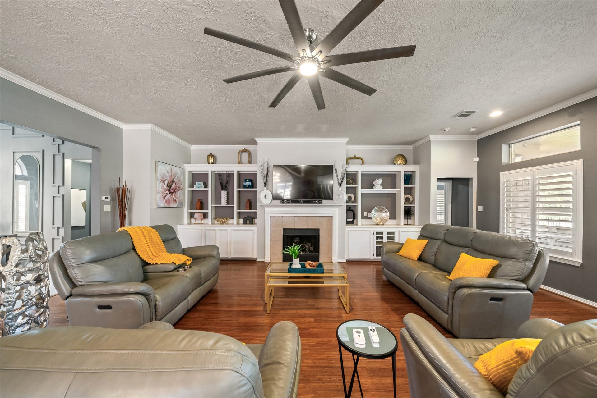18703 Aquatic Drive, Humble, TX 77346 18703 Aquatic Drive, Humble, TX 77346