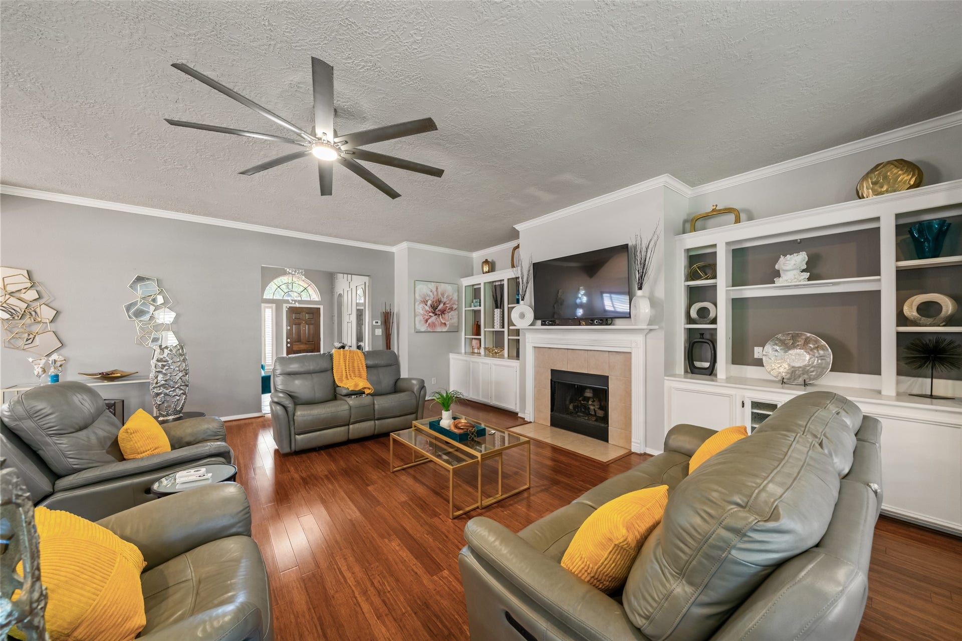 18703 Aquatic Drive, Humble, TX 77346 18703 Aquatic Drive, Humble, TX 77346