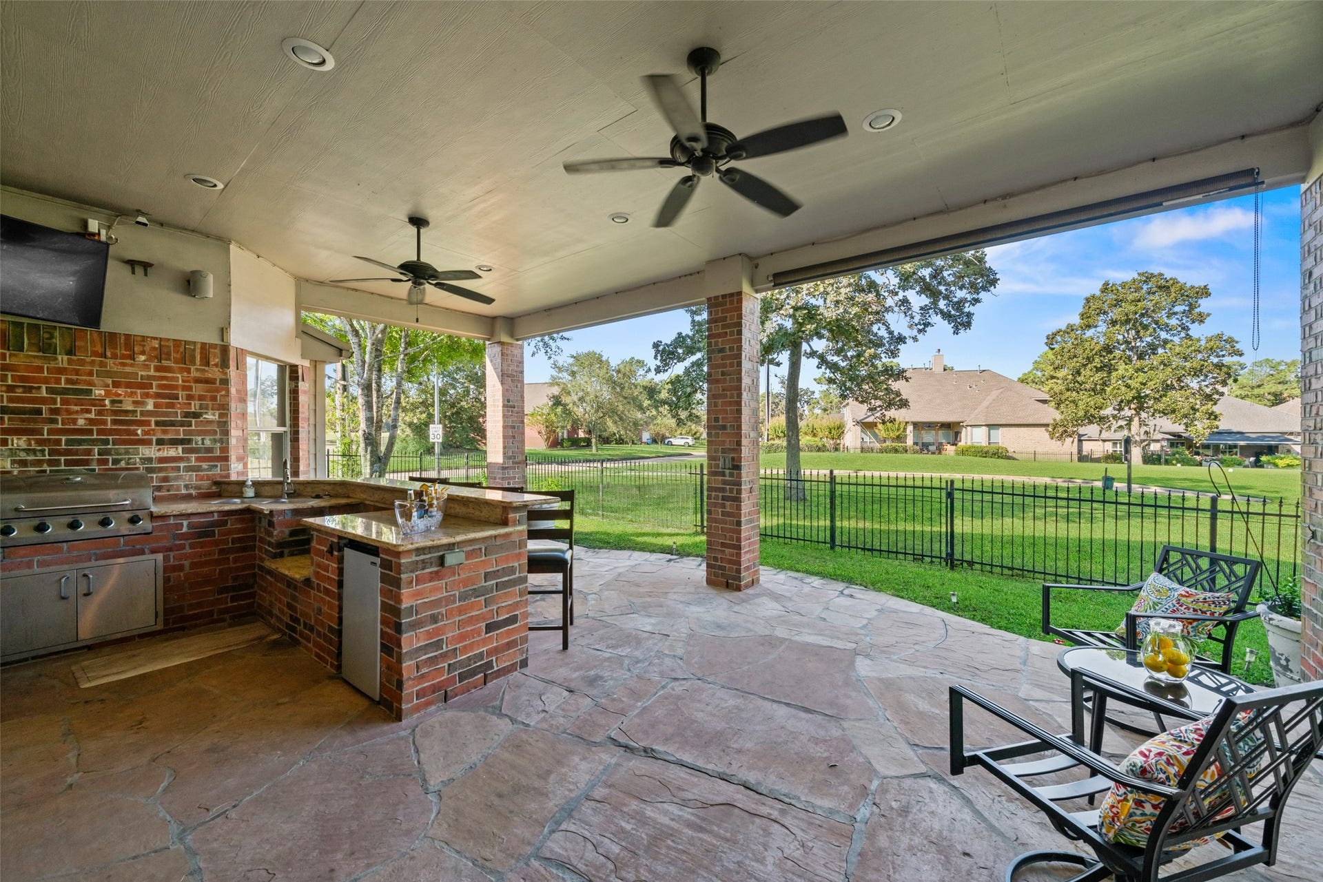 18703 Aquatic Drive, Humble, TX 77346 18703 Aquatic Drive, Humble, TX 77346