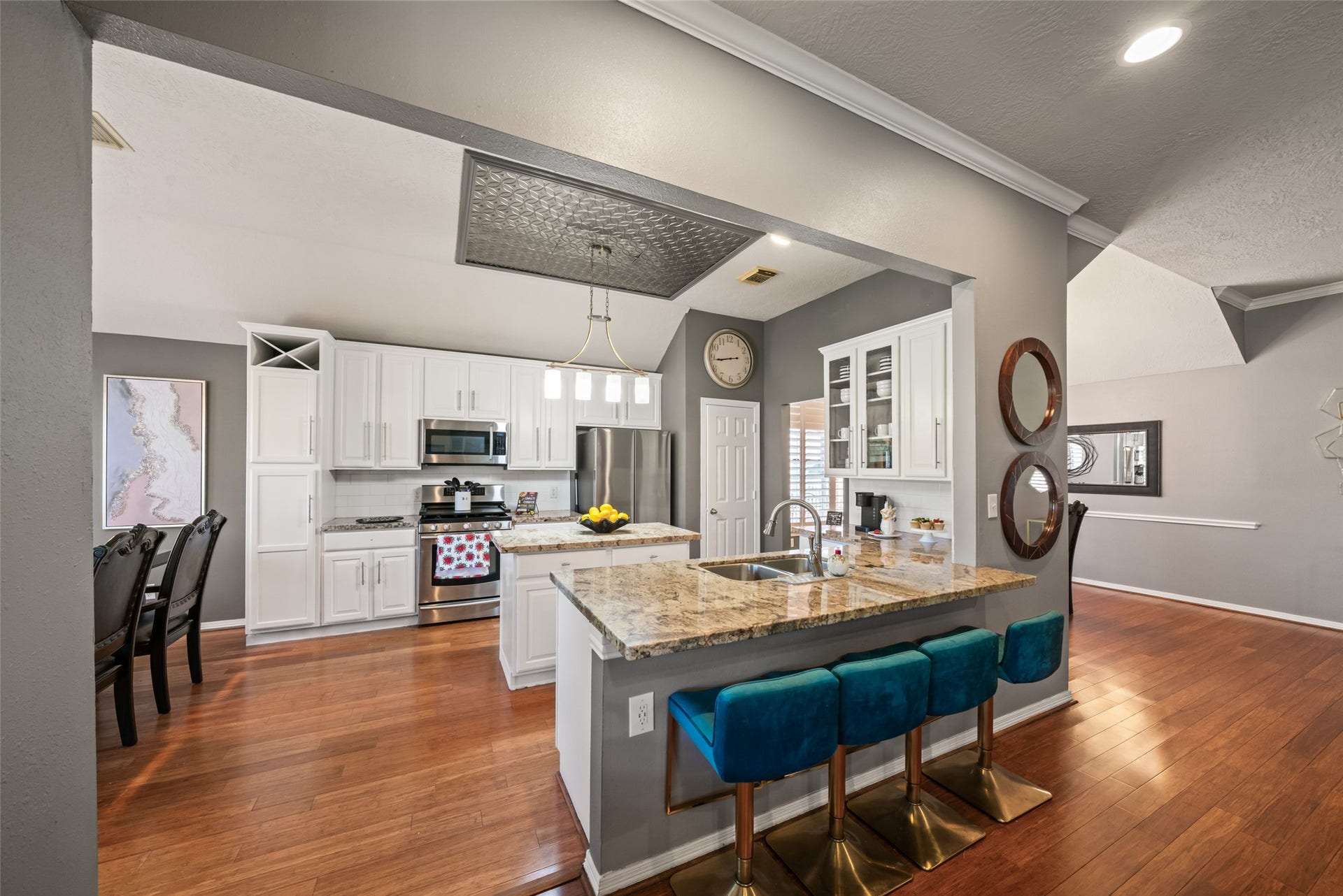 18703 Aquatic Drive, Humble, TX 77346 18703 Aquatic Drive, Humble, TX 77346