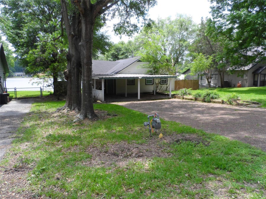 Property photo for 13545 Northshore Loop, Conroe, TX