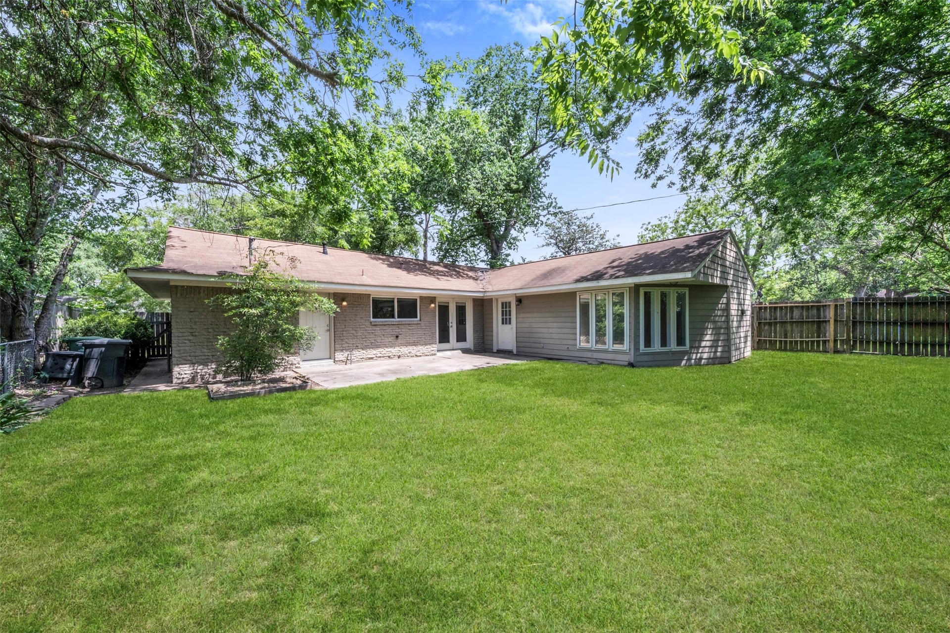 Enjoy a good BBQ or if you are ready, there is plenty of space to add a pool.