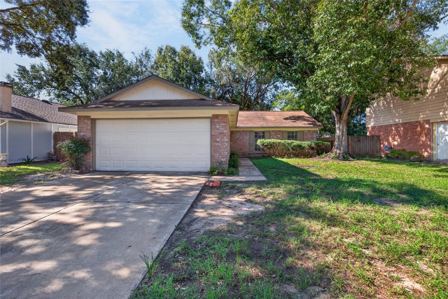Property photo for 1006 Grand Junction Drive, Katy, TX