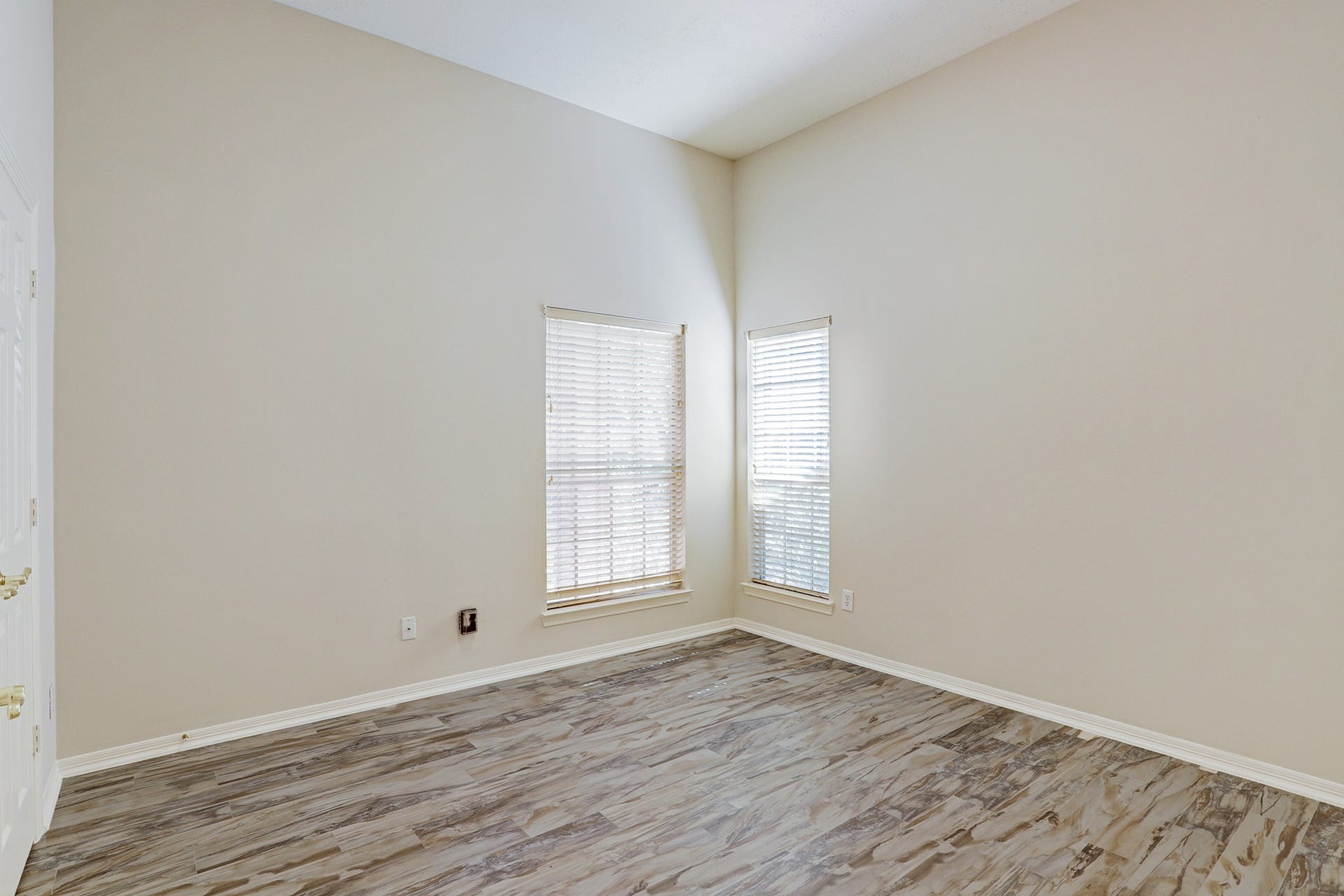 1515 Orchard Park Drive, Houston, TX 77077 1515 Orchard Park Drive, Houston, TX 77077