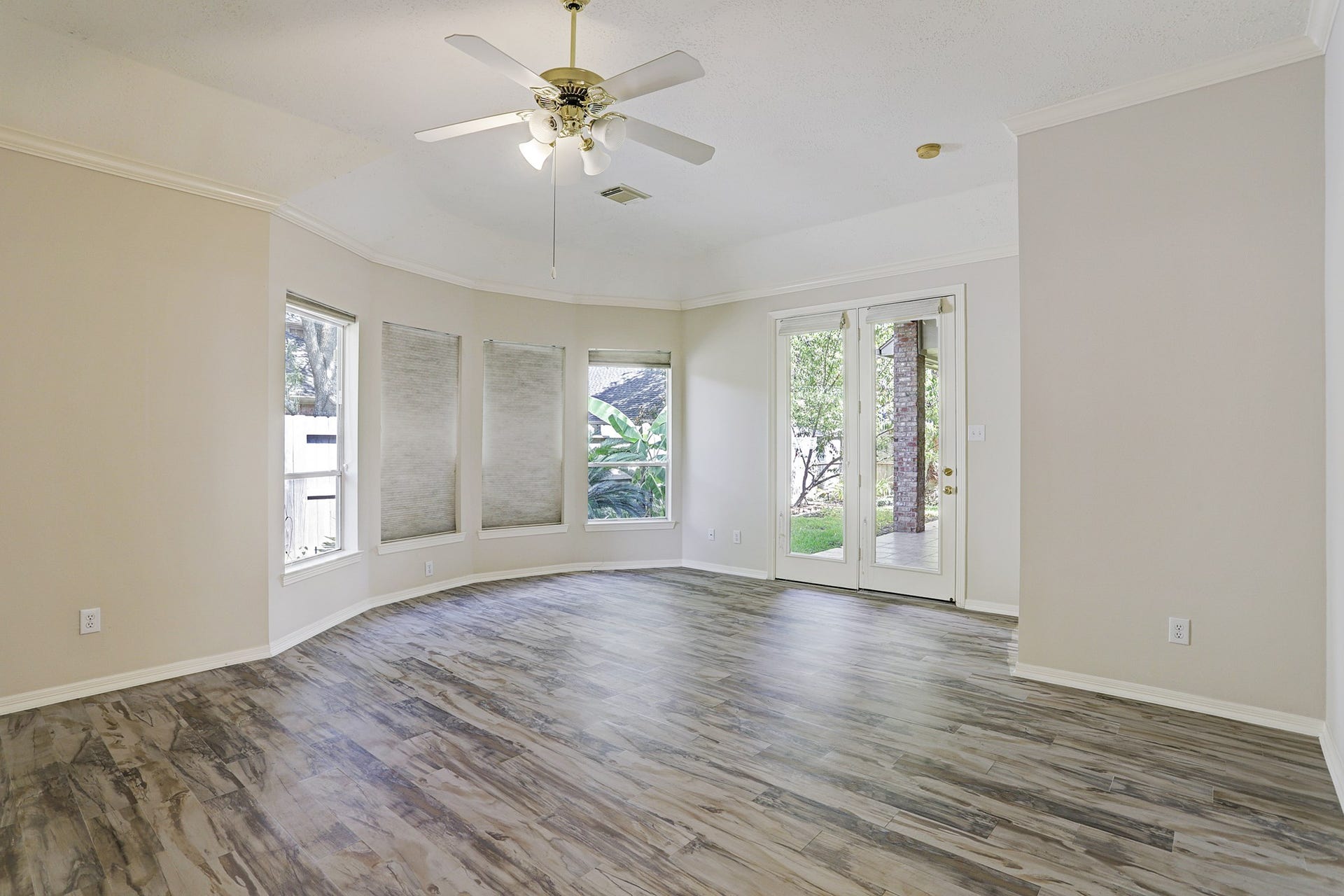1515 Orchard Park Drive, Houston, TX 77077 1515 Orchard Park Drive, Houston, TX 77077