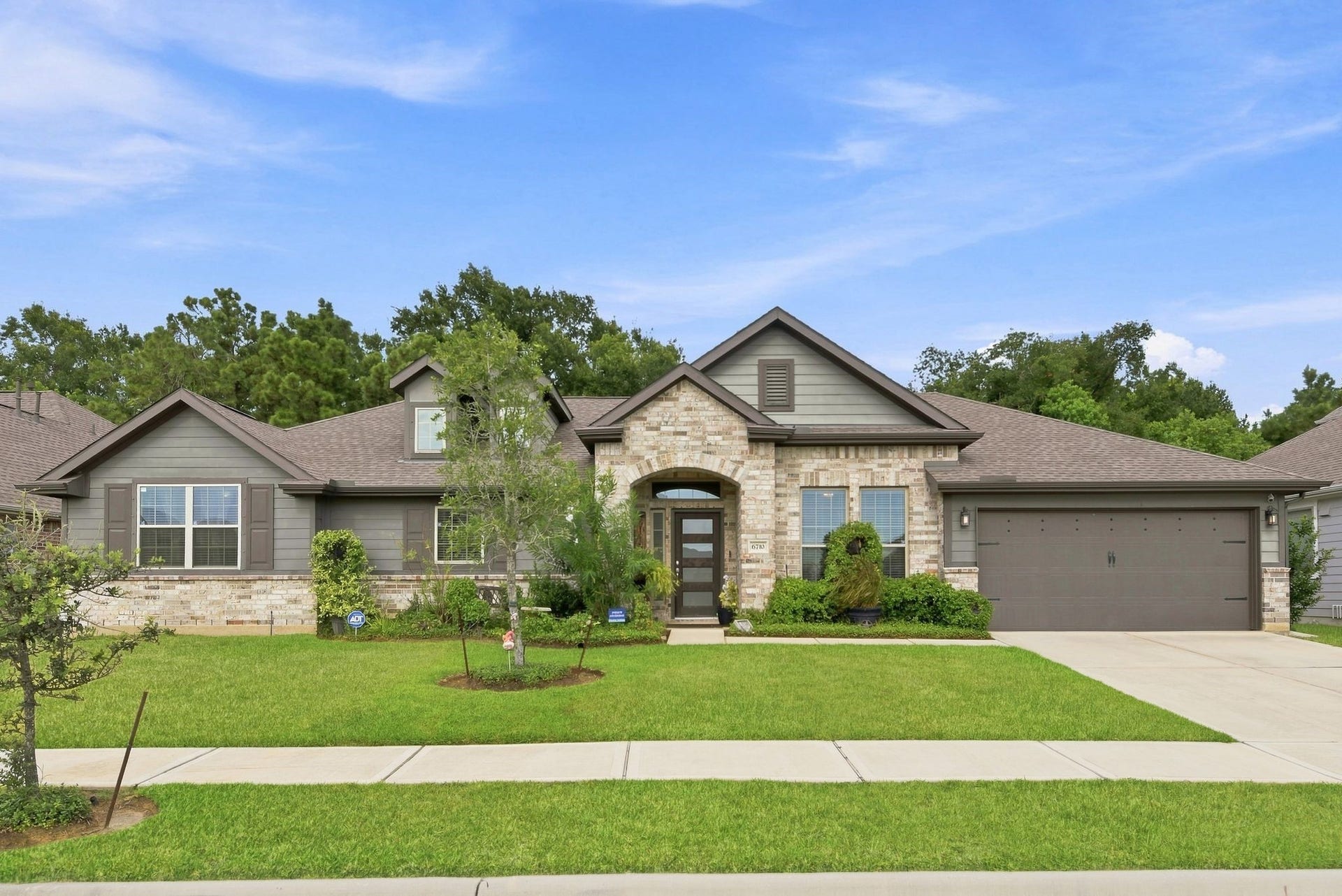 6710 Aspen Peak Drive, Baytown, TX 77521 6710 Aspen Peak Drive, Baytown, TX 77521