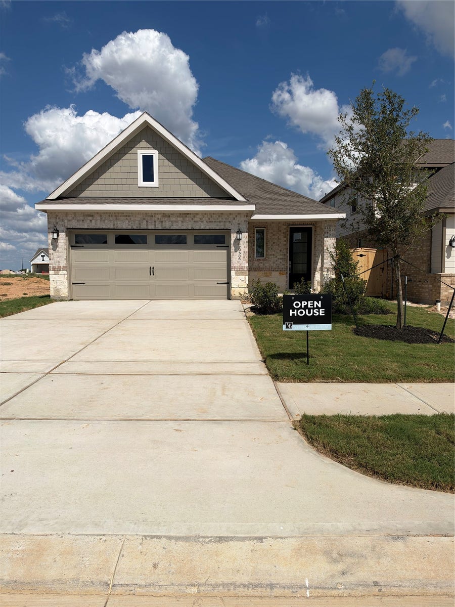 Property photo for 29506 Saddleview Drive, Waller, TX