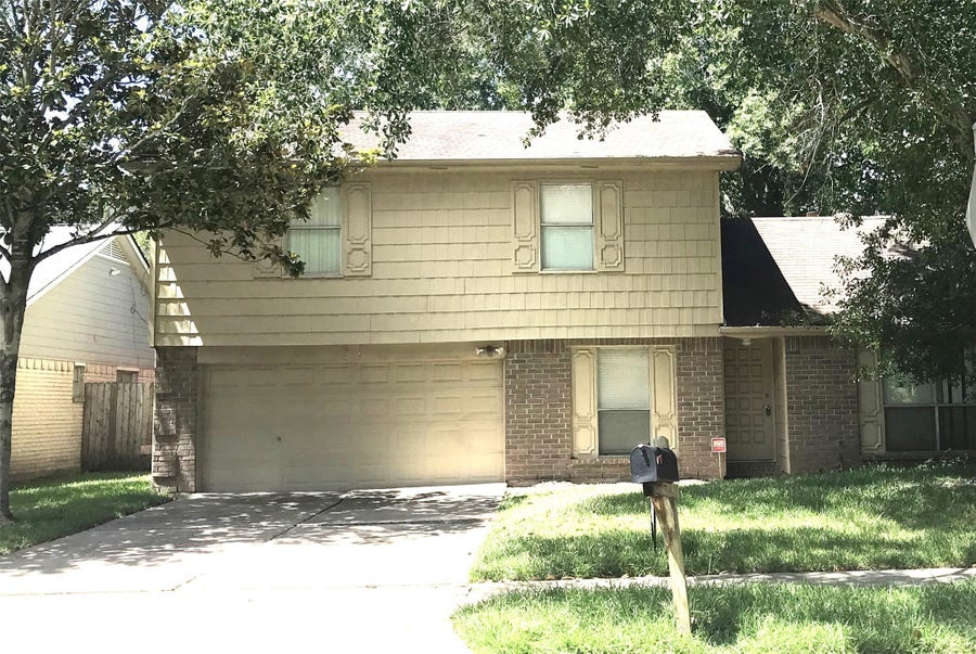 Property photo for 614 Live Oak Drive, Stafford, TX