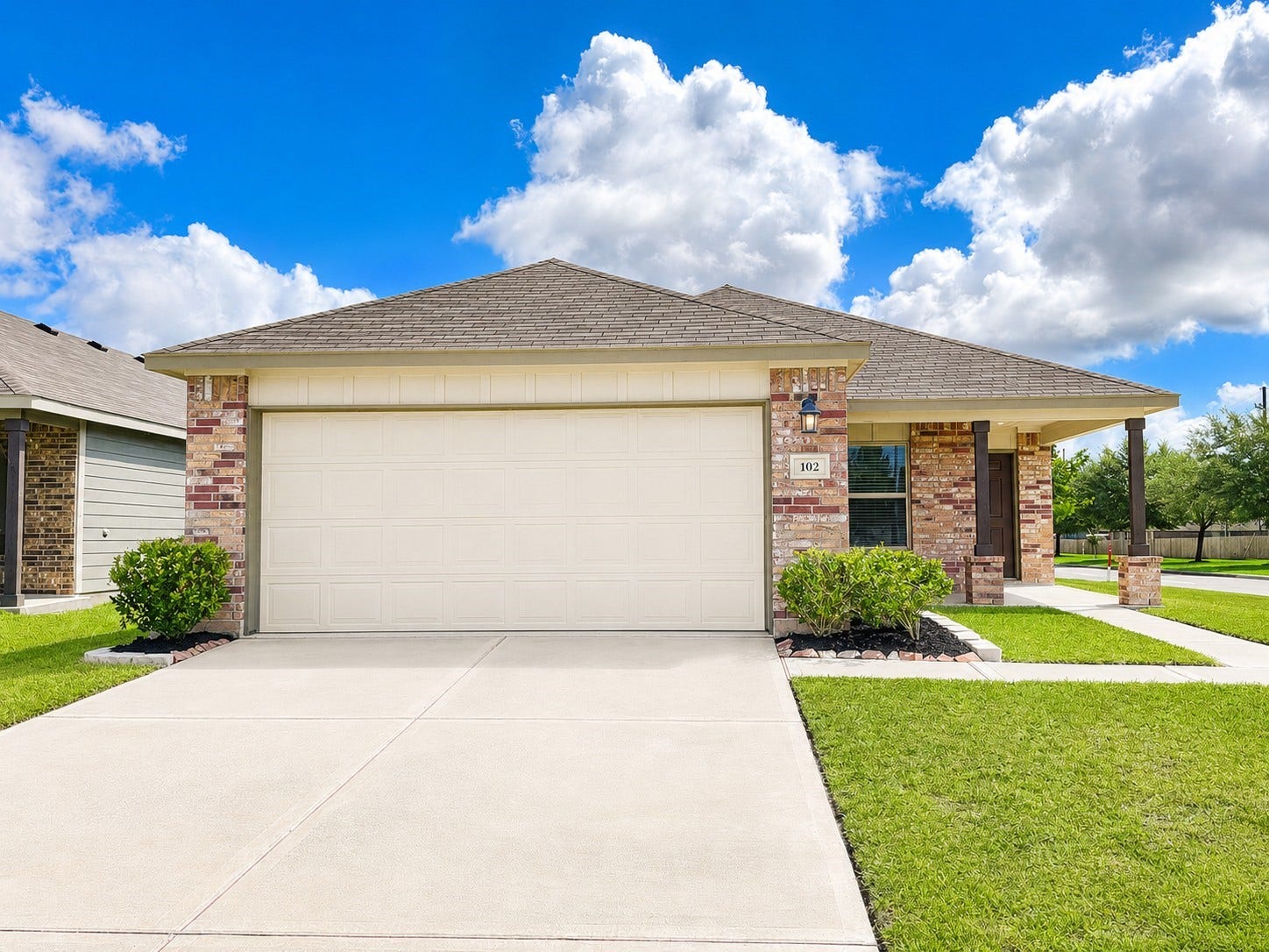 102 Bellewood Manor Drive, Magnolia, TX 77354 102 Bellewood Manor Drive, Magnolia, TX 77354