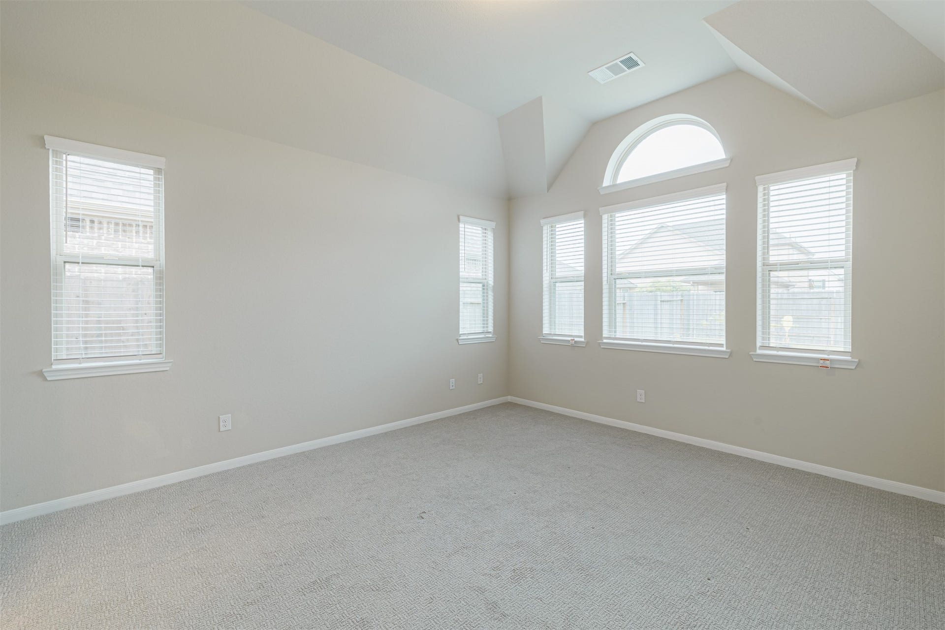 3002 Roberta Sue Drive, Missouri City, TX 77459 3002 Roberta Sue Drive, Missouri City, TX 77459