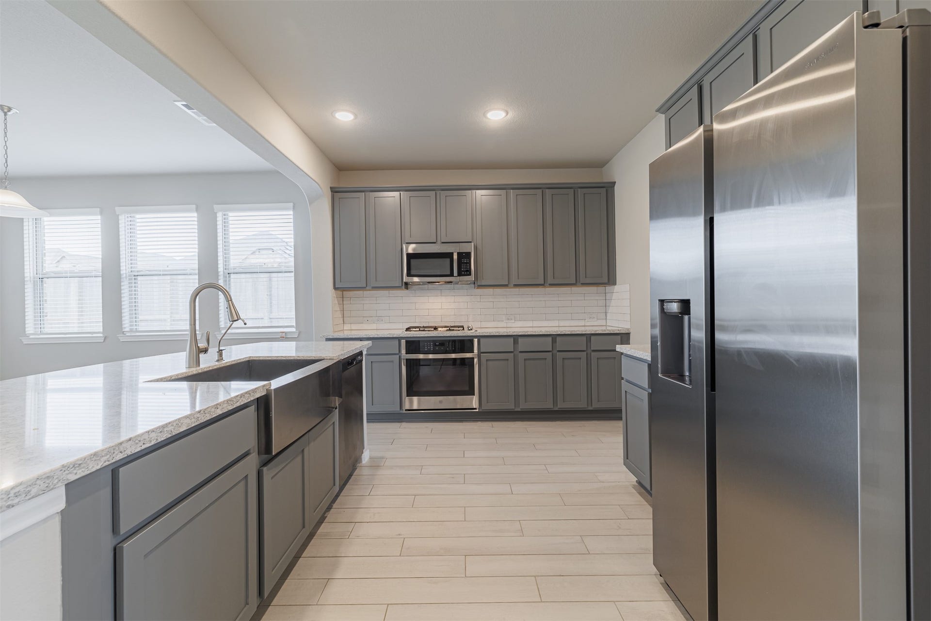 3002 Roberta Sue Drive, Missouri City, TX 77459 3002 Roberta Sue Drive, Missouri City, TX 77459