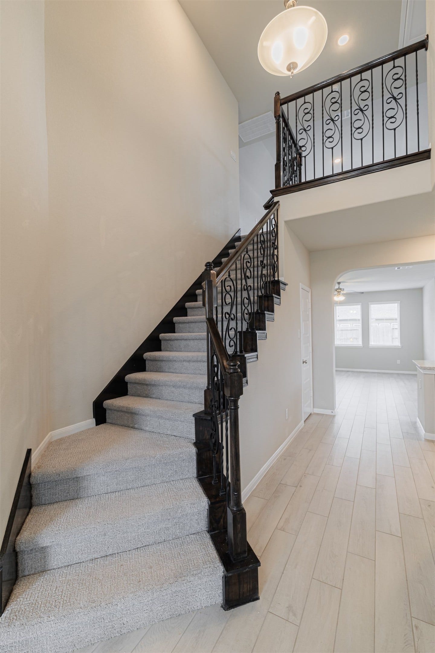3002 Roberta Sue Drive, Missouri City, TX 77459 3002 Roberta Sue Drive, Missouri City, TX 77459
