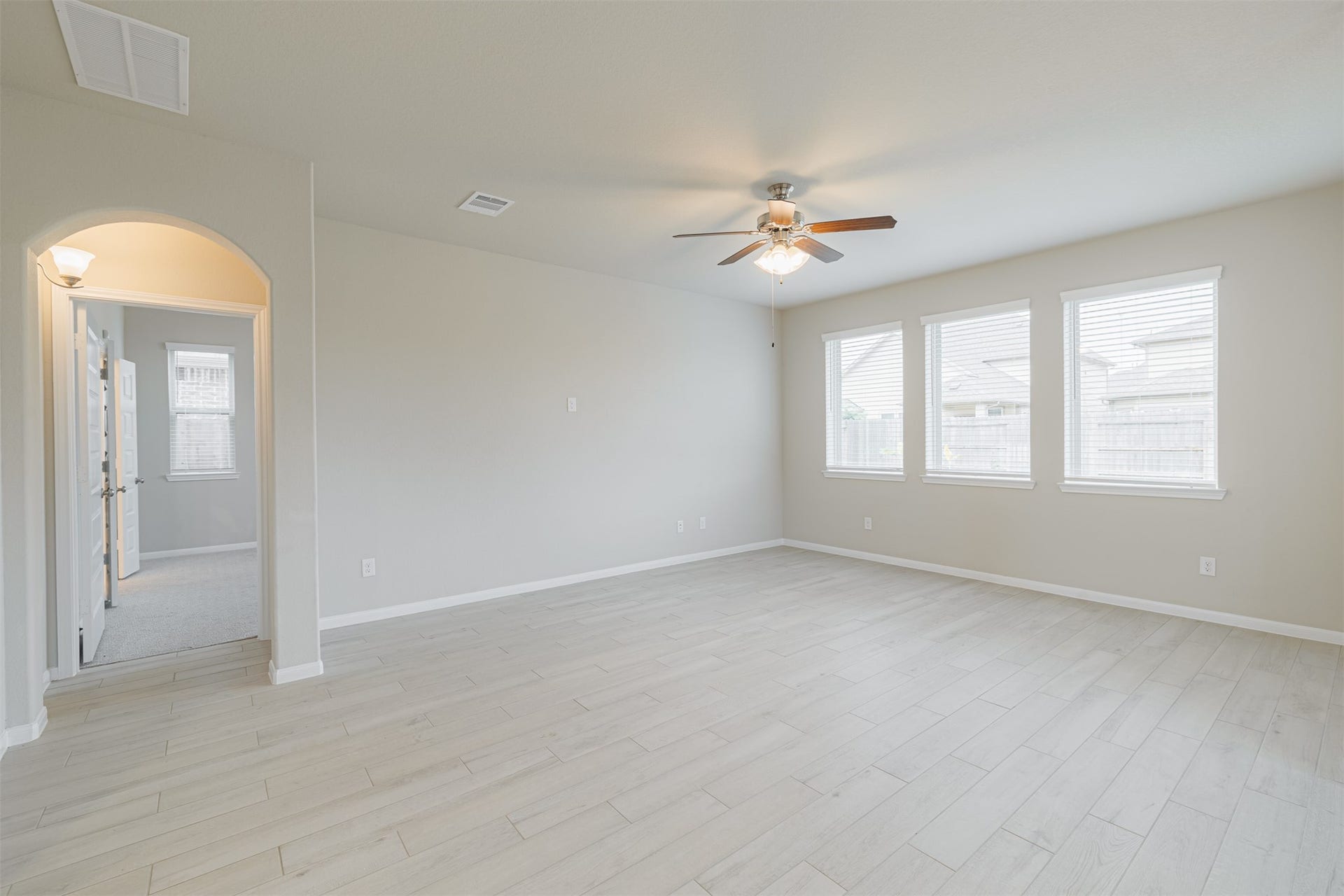 3002 Roberta Sue Drive, Missouri City, TX 77459 3002 Roberta Sue Drive, Missouri City, TX 77459