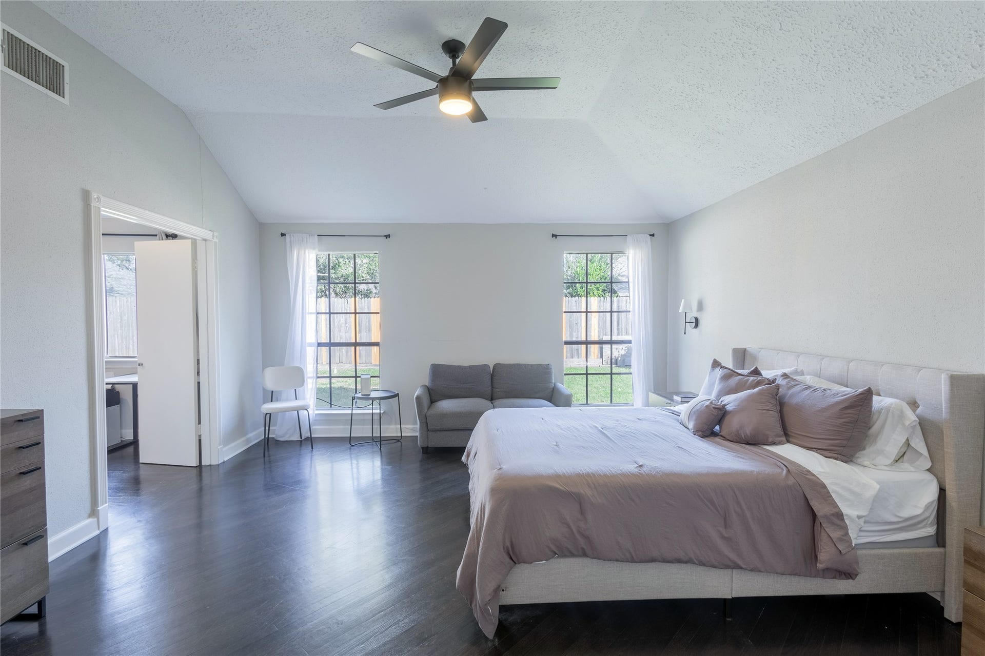 6546 Bellfield Manor Lane, Houston, TX 77084