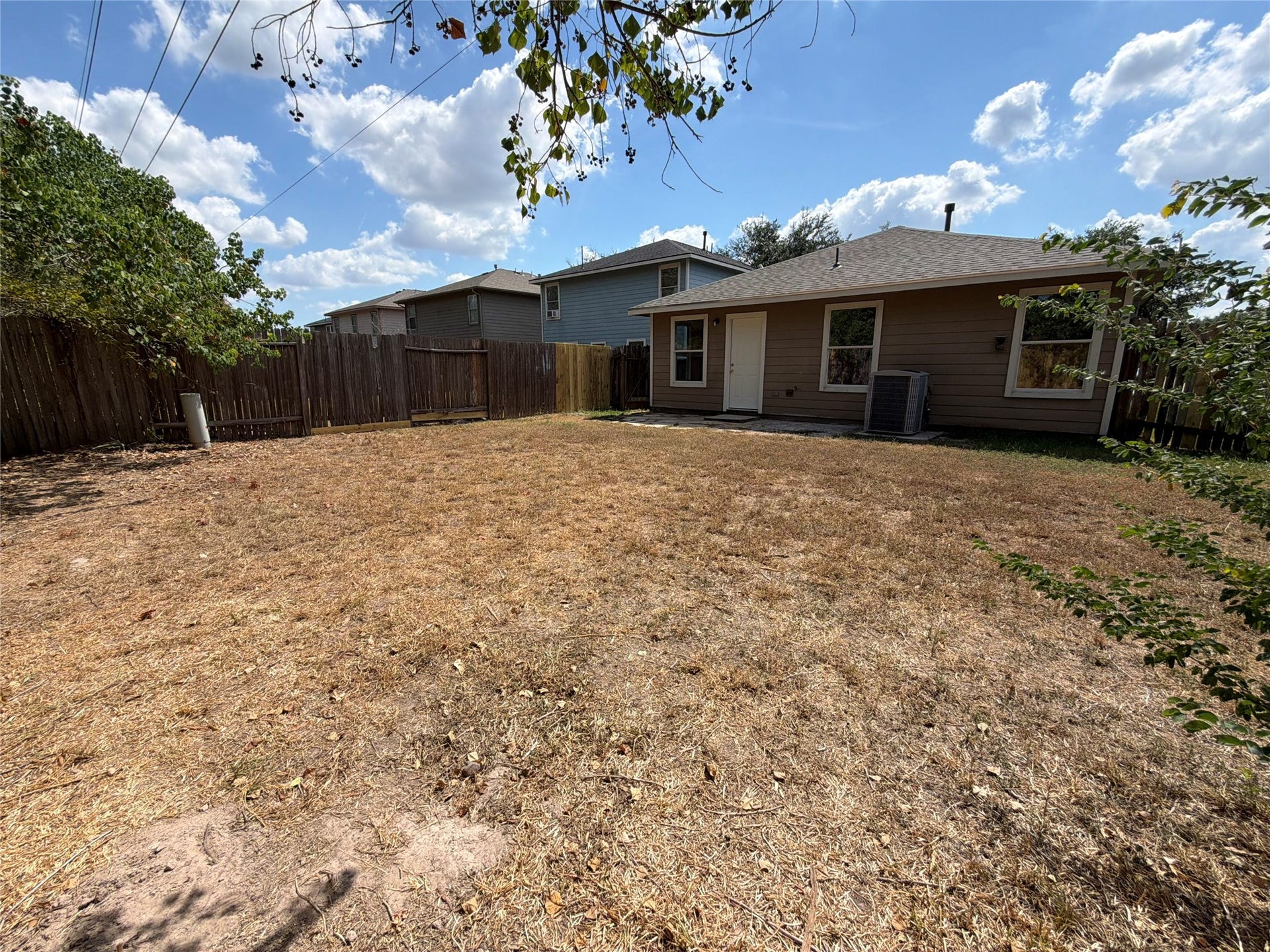 7435 Kennemer Drive, Humble, TX 77338 7435 Kennemer Drive, Humble, TX 77338